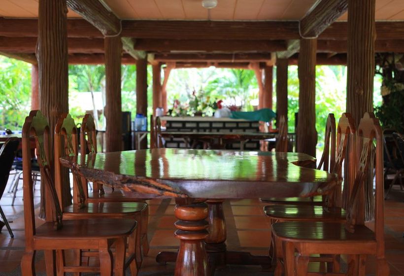 فندق Lom Rak Resort