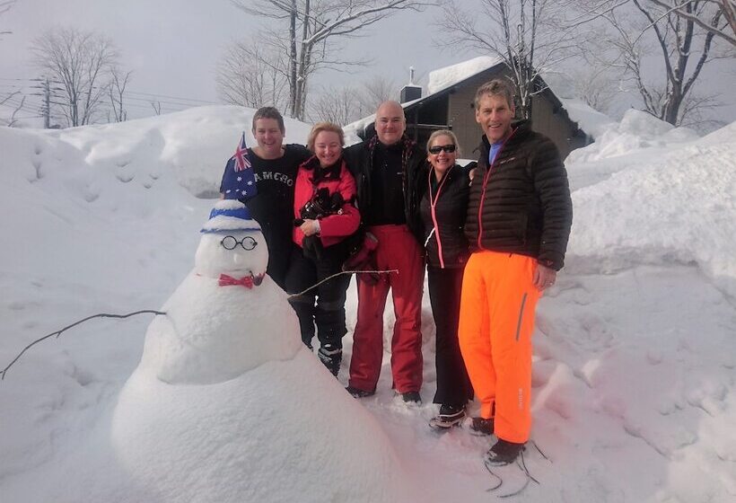 فندق Mont Cervin Myoko