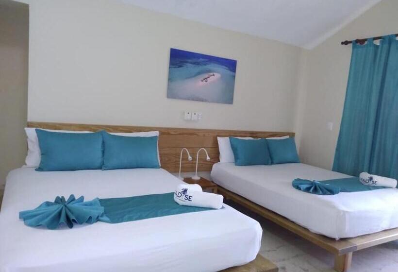 فندق Paradise Island Beach Resort