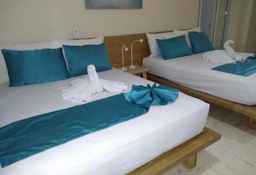 فندق Paradise Island Beach Resort