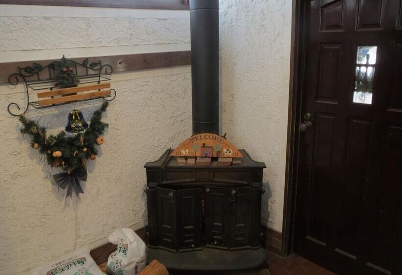 هتل Pension Marionette