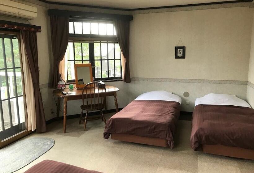 هتل Pension Marionette