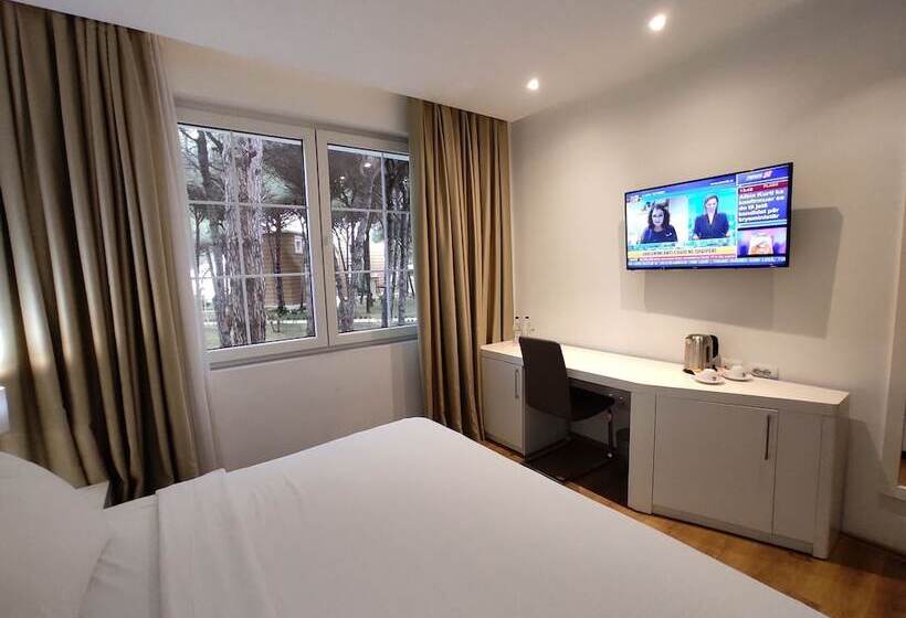 בית מלון כפרי Prestige Resort