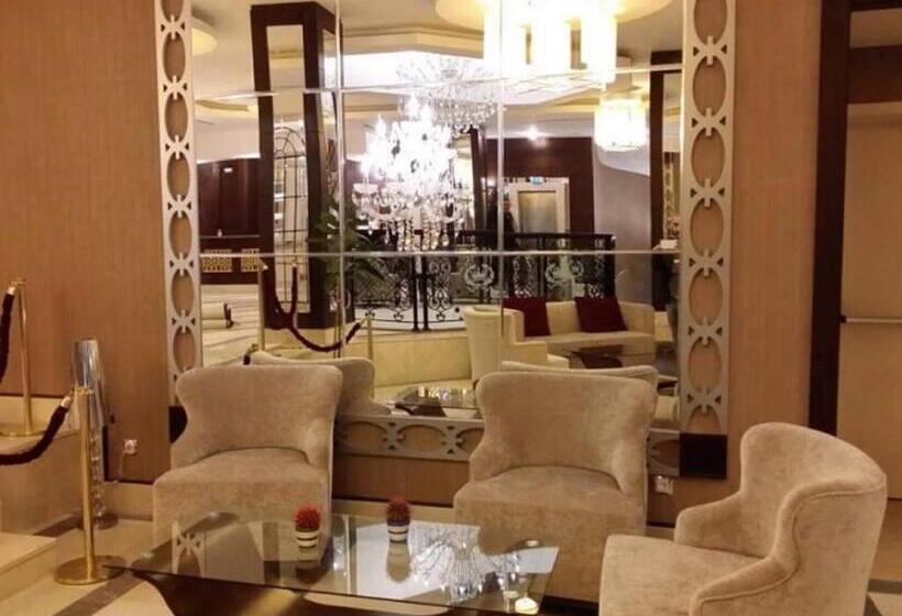 هتل Tadj El Maouada