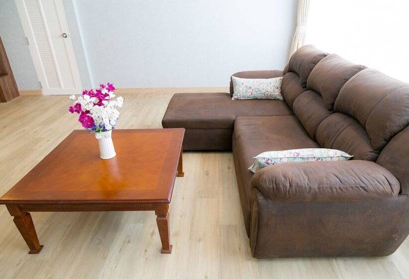 酒店 The Canal Ratchaburi