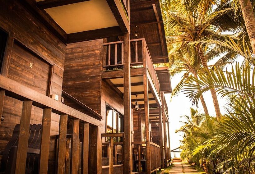 호텔 The Spot Beach