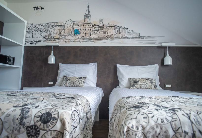 בית מלון כפרי Time