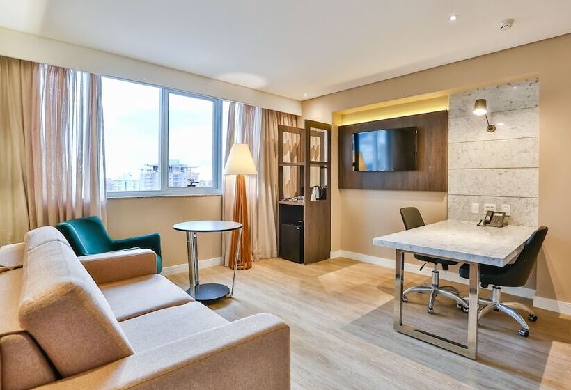 ホテル Transamerica Collection Goiânia