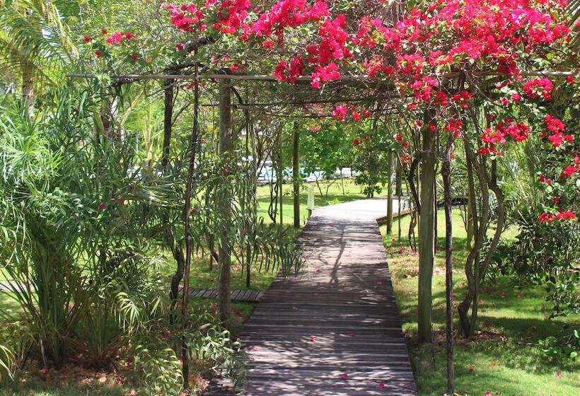 בית מלון כפרי Vila Naia  Corumbau