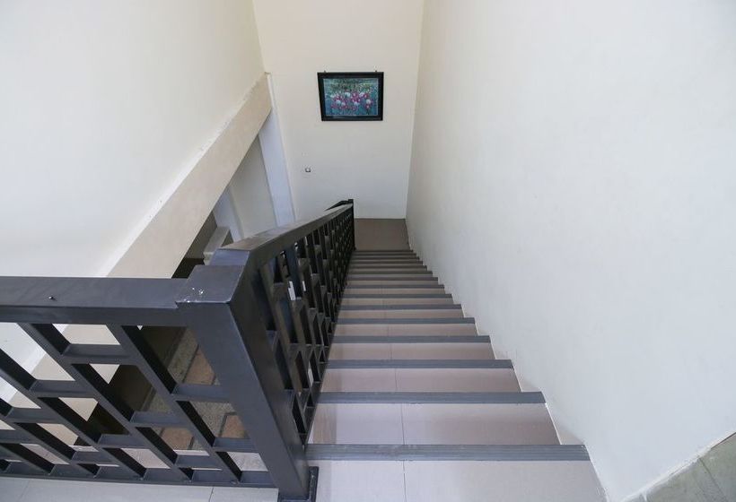 فندق Airy Syariah Dr Wahidin 43 Bojonegoro