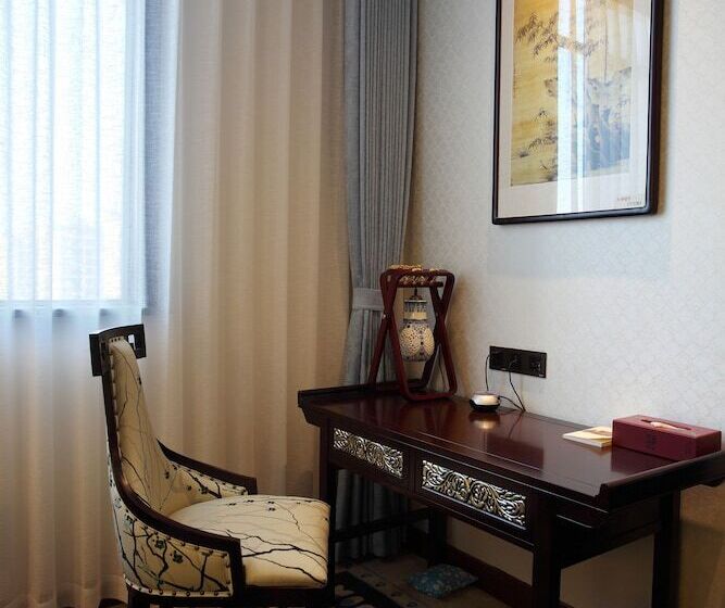 Отель Yangzhou Wangchaolou