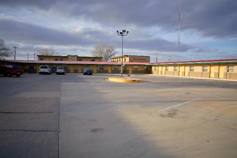 فندق على الطريق South Wind Inn