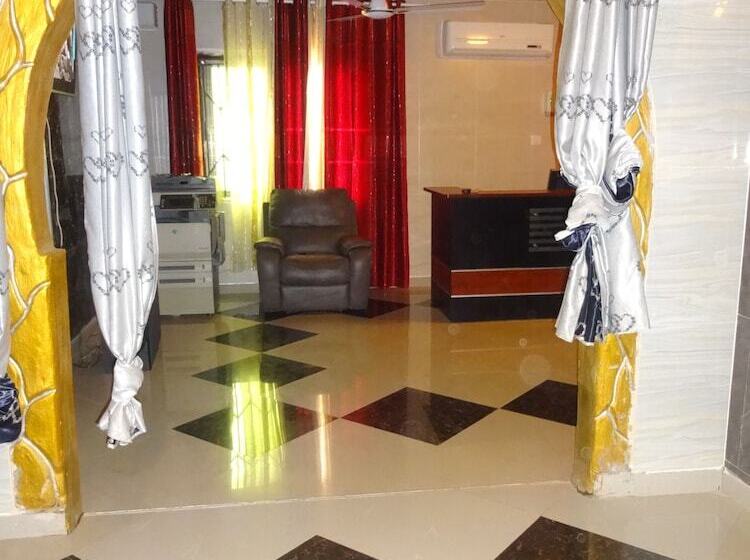 Nordik Palace Bed & Breakfast