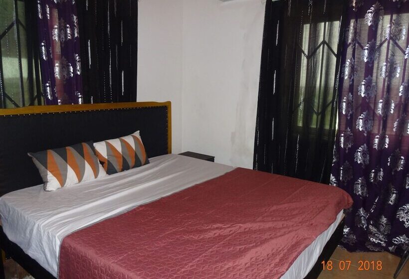 Nordik Palace Bed & Breakfast