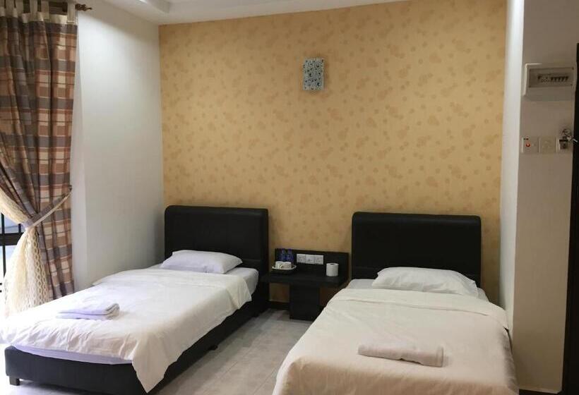 بنسيون Homestay Muar