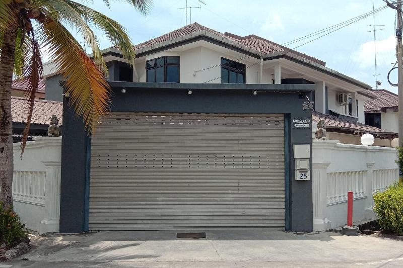 بنسيون Homestay Muar