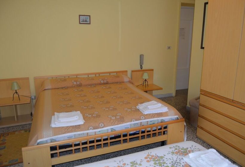 بنسيون La Spagnola