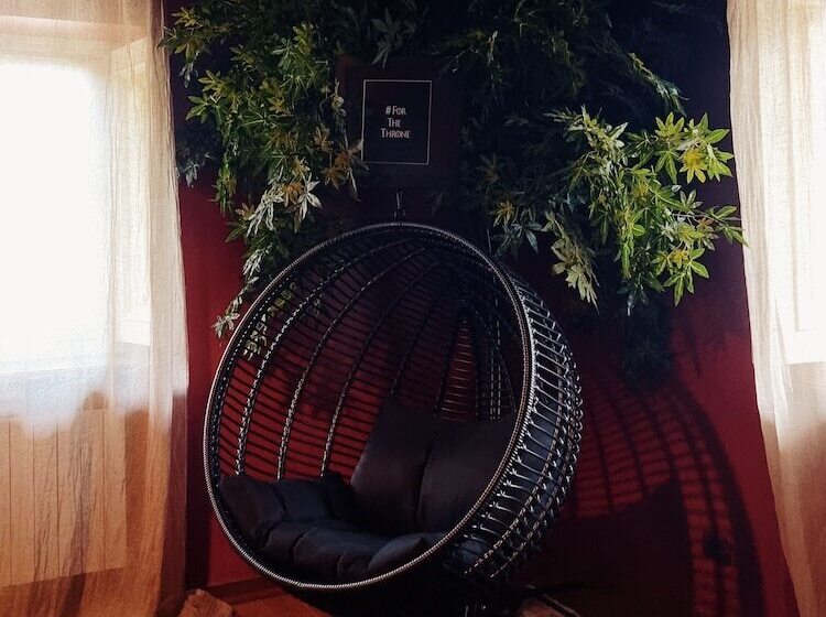 Villa Erre  Literary B&b