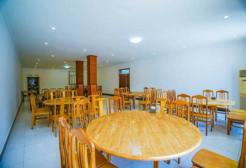 Yijie Holiday Hotel Laishui Sanpo