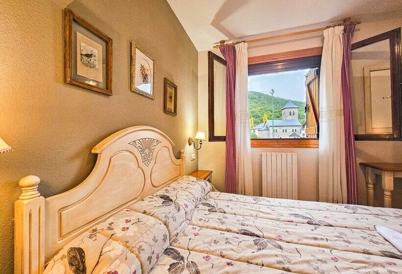 Apartamentos Gavín Biescas 3000