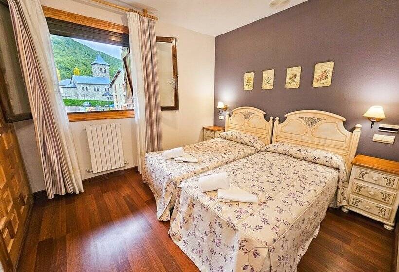 Apartamentos Gavín Biescas 3000