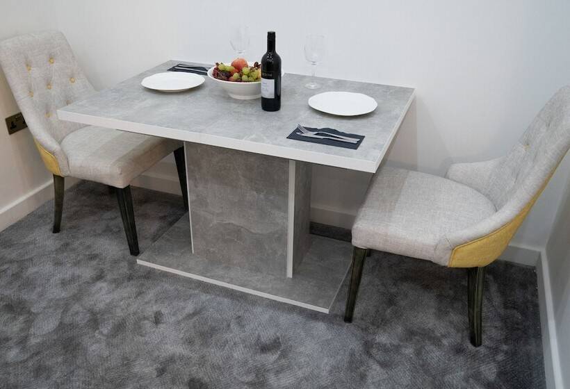 Atrium Hotel Heathrow