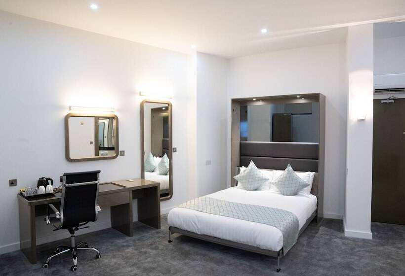 Atrium Hotel Heathrow