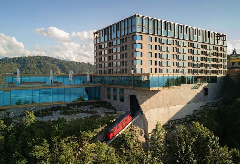 Bürgenstock Hotel & Alpine Spa