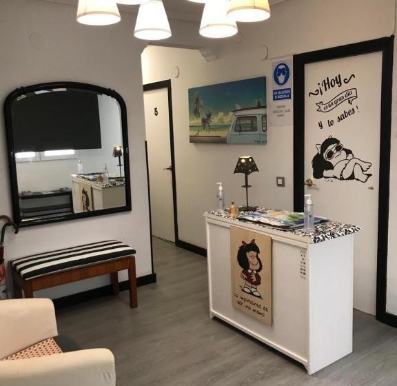 مسافرخانه Alojamiento El Cantal