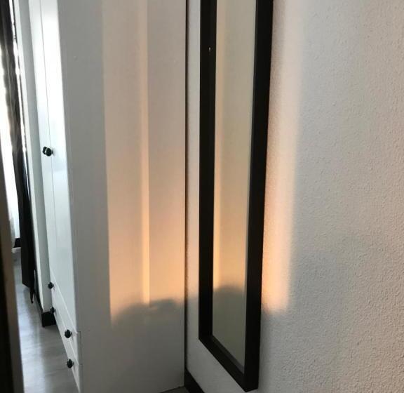 مسافرخانه Alojamiento El Cantal