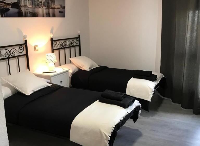 مسافرخانه Alojamiento El Cantal