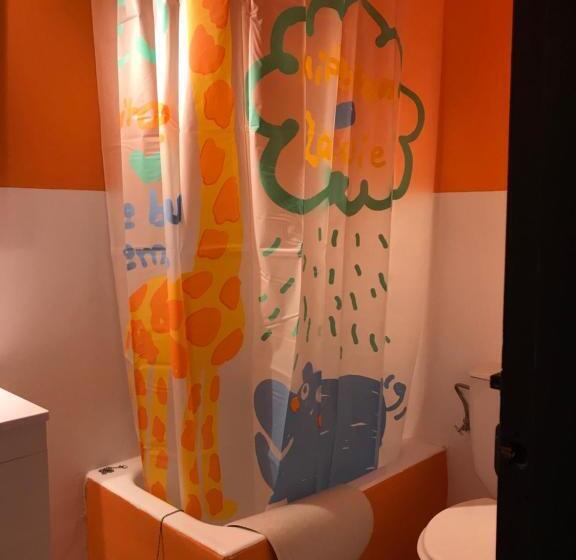 مسافرخانه Alojamiento El Cantal