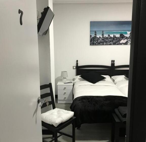 مسافرخانه Alojamiento El Cantal