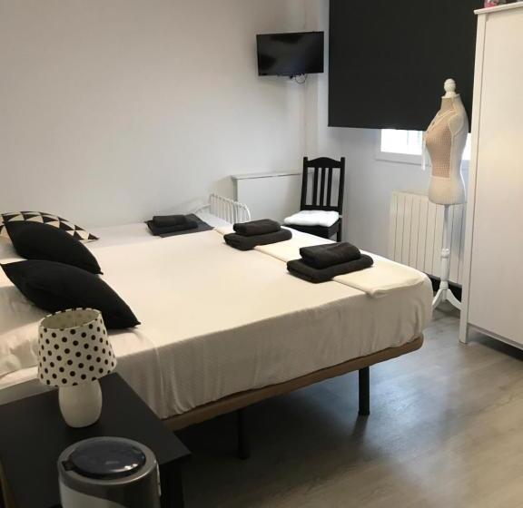 مسافرخانه Alojamiento El Cantal