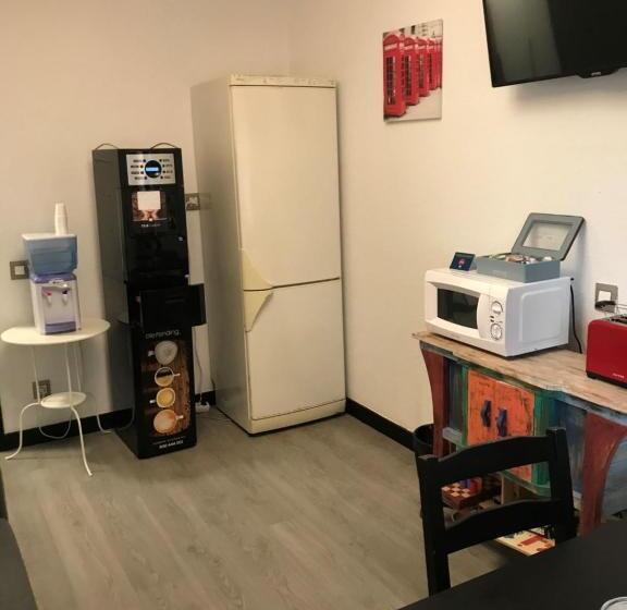 مسافرخانه Alojamiento El Cantal