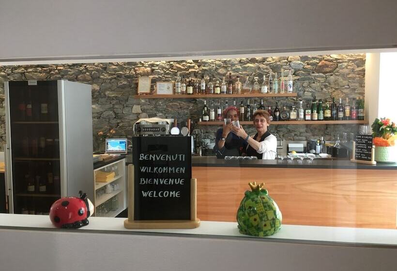 فندق فئة نجمة واحدة Bed&bike Tremola San Gottardo