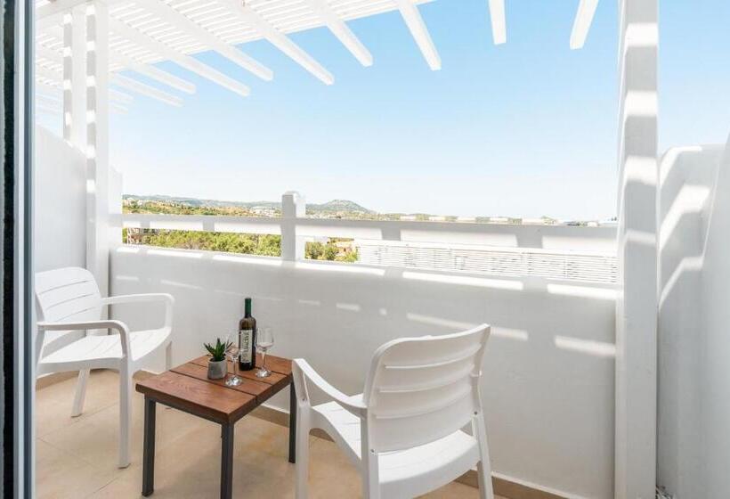 Aloe Hotel   Adults Only