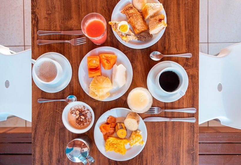 酒店 Amendoeira Praia