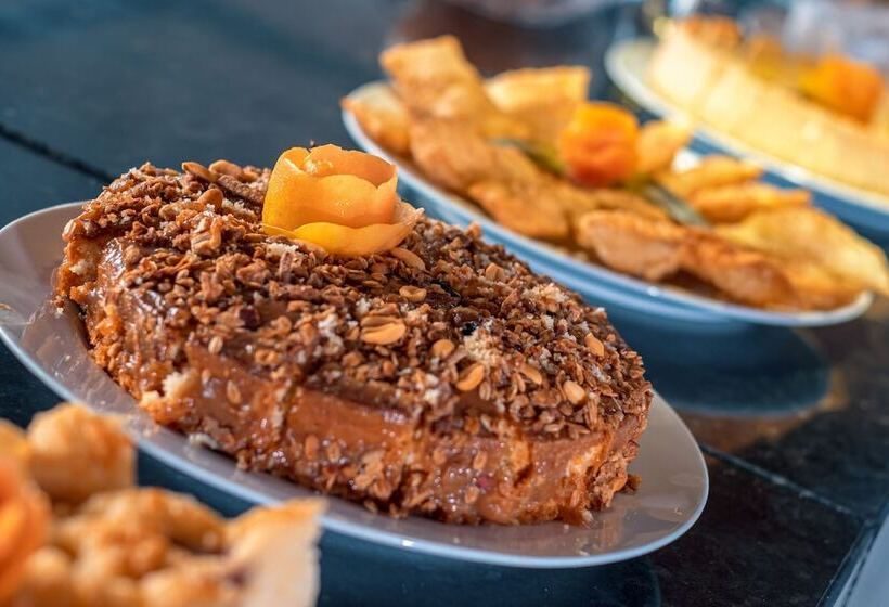 酒店 Amendoeira Praia