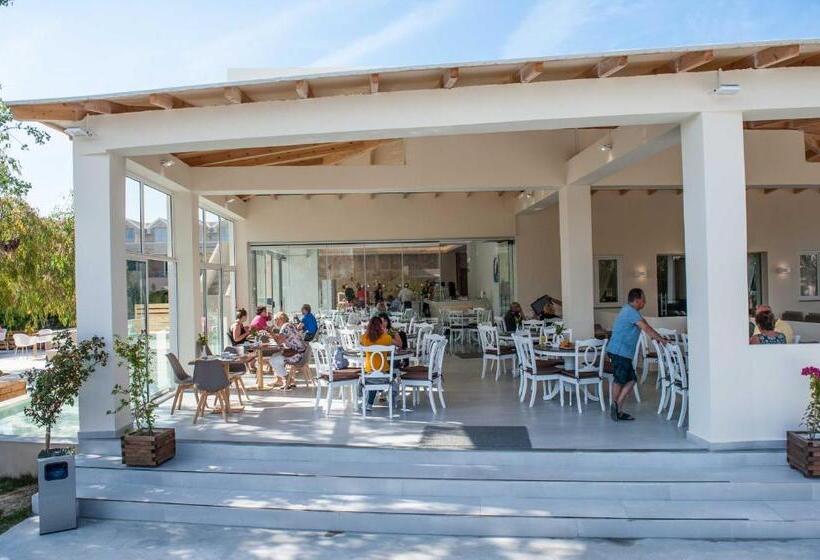 호텔 Amour Holiday Resort