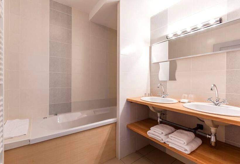 فندق Auberge Des Myrtilles