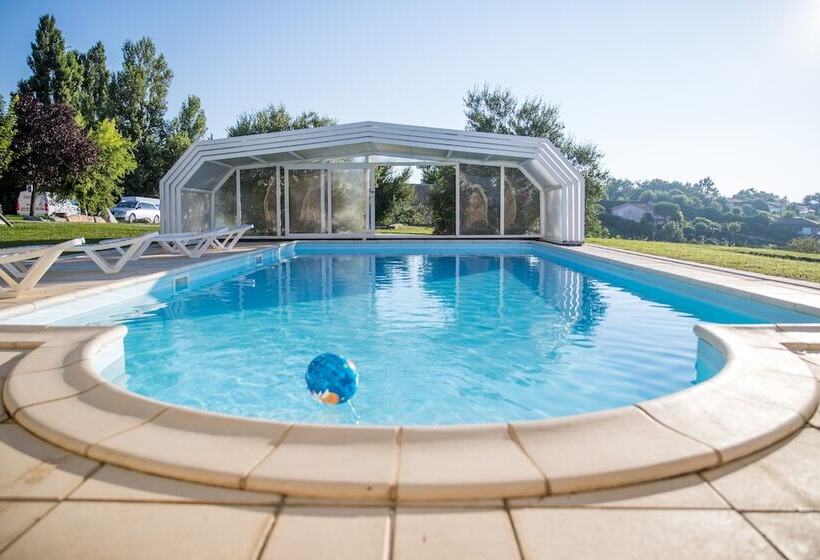 Отель Logis Hôtel Auberge Du Pastel Hôtel 3 étoiles Et Restaurant