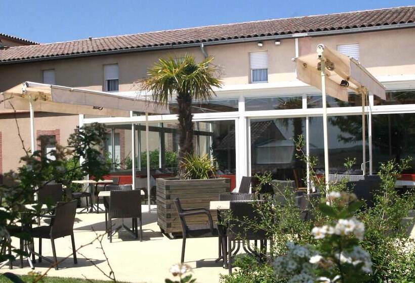 Отель Logis Hôtel Auberge Du Pastel Hôtel 3 étoiles Et Restaurant