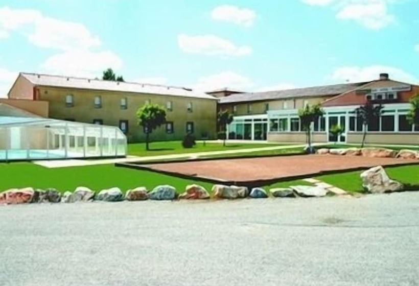 Отель Logis Hôtel Auberge Du Pastel Hôtel 3 étoiles Et Restaurant