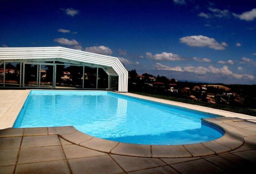 Отель Logis Hôtel Auberge Du Pastel Hôtel 3 étoiles Et Restaurant