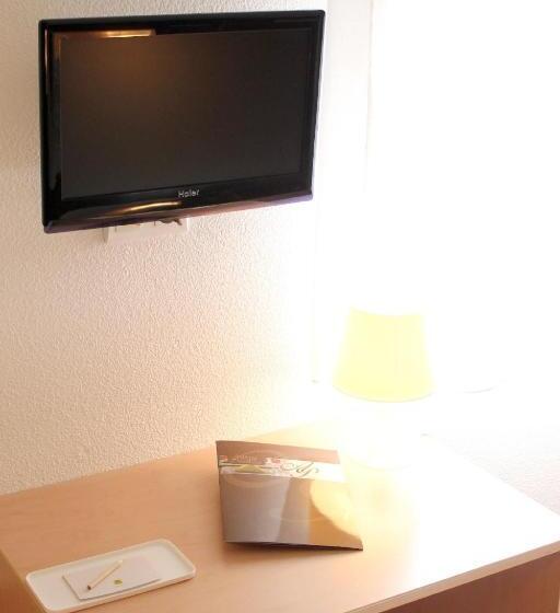 Отель Logis Hôtel Auberge Du Pastel Hôtel 3 étoiles Et Restaurant