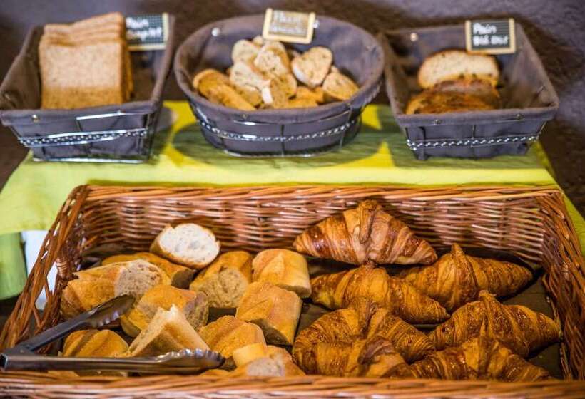 Отель Logis Hôtel Auberge Du Pastel Hôtel 3 étoiles Et Restaurant