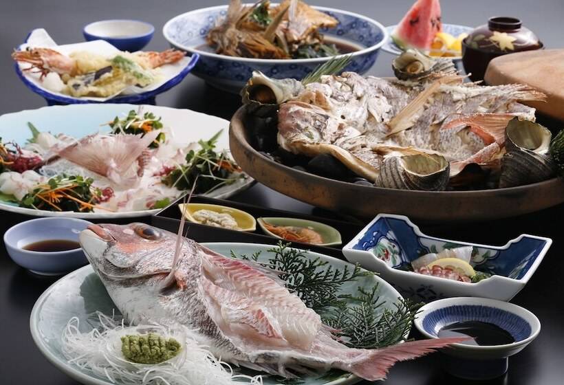 فندق Awaji Island Uzushio Onsen Umemaru