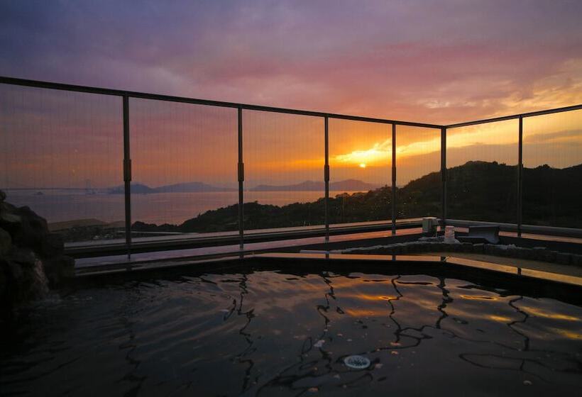فندق Awaji Island Uzushio Onsen Umemaru