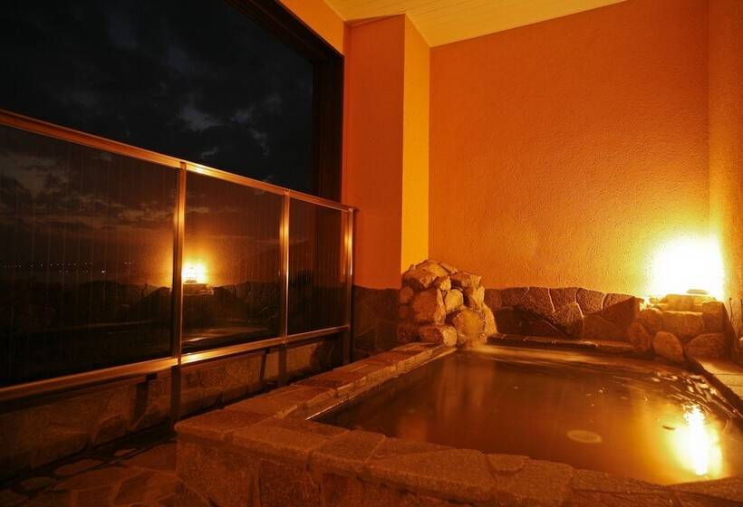 فندق Awaji Island Uzushio Onsen Umemaru